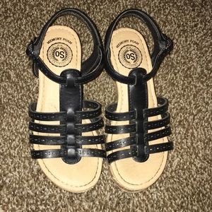 Little girls shoes (dress shoes) So memory foam!!!